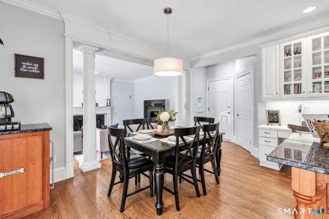 305 South Gate Lane Fairfield CT 06890