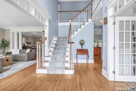 305 South Gate Lane Fairfield CT 06890