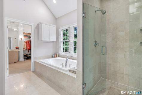 305 South Gate Lane Fairfield CT 06890
