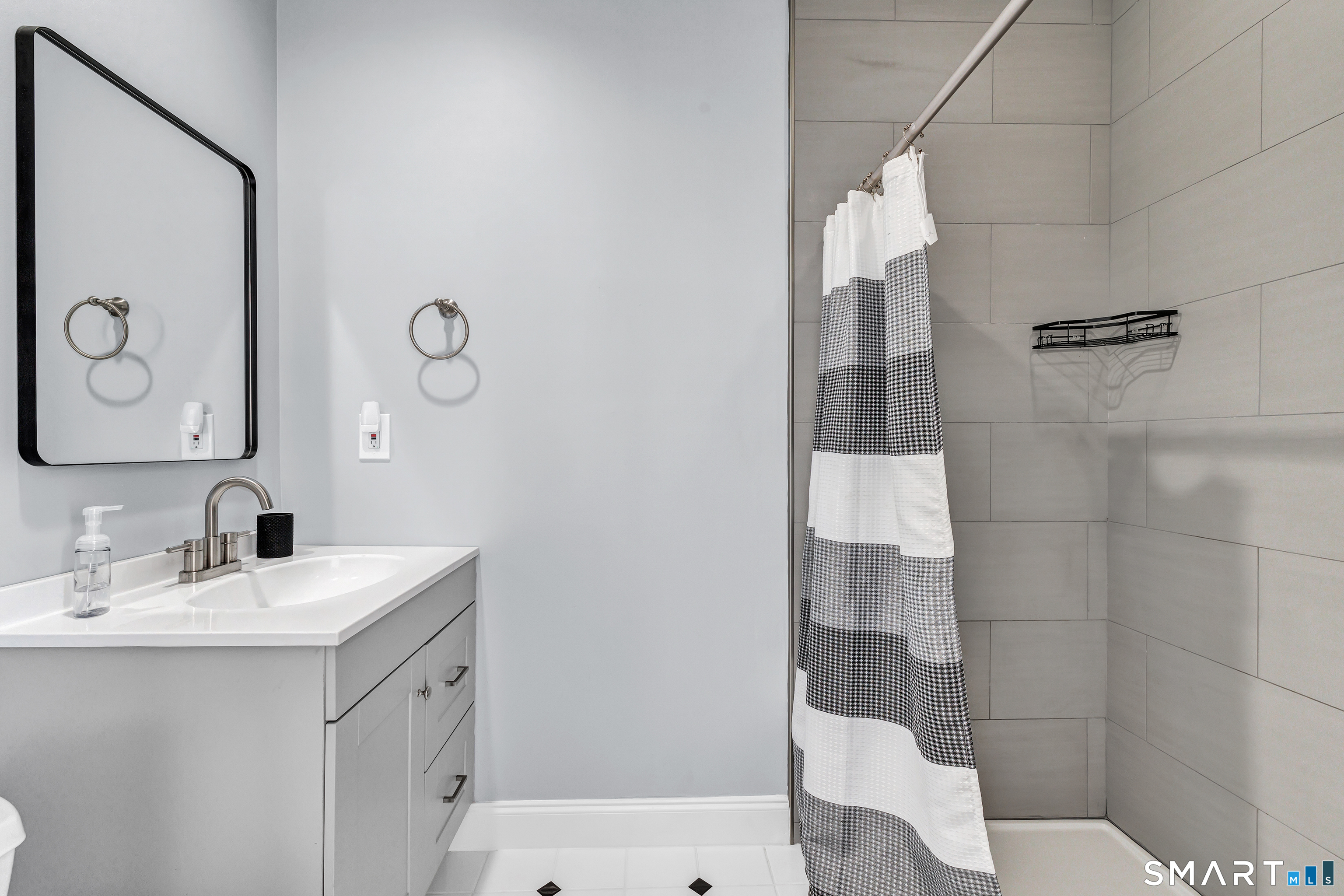 305 South Gate Lane Fairfield CT 06890