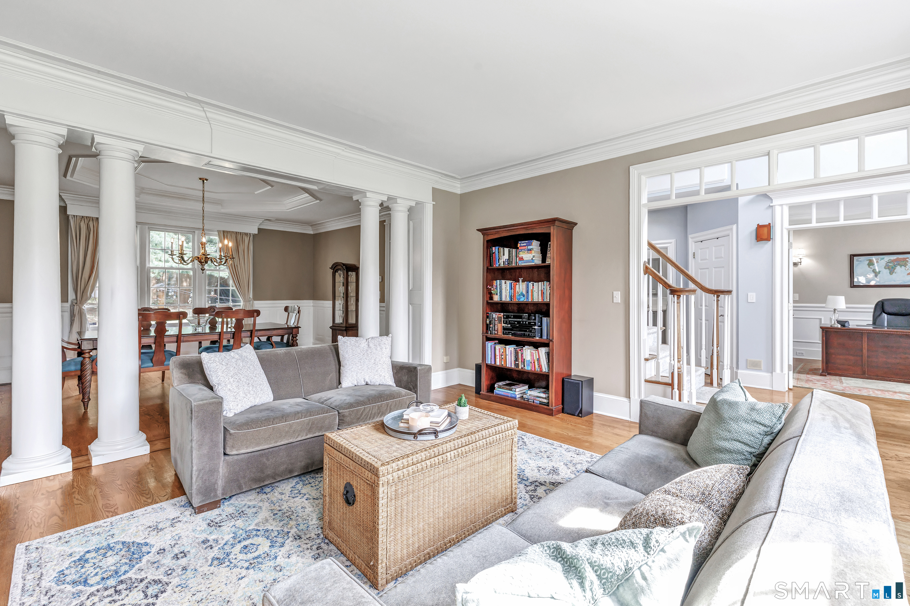 305 South Gate Lane Fairfield CT 06890