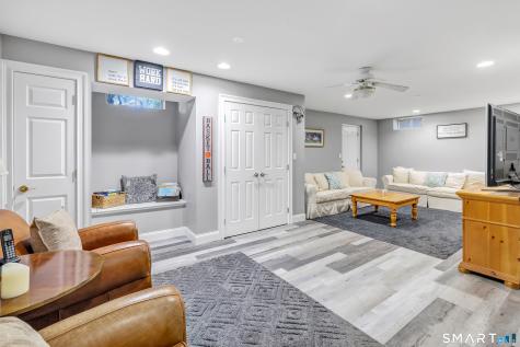 305 South Gate Lane Fairfield CT 06890