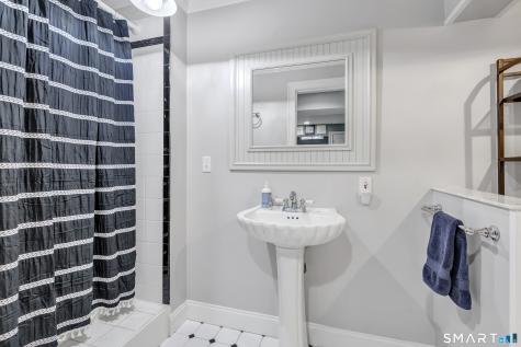 305 South Gate Lane Fairfield CT 06890