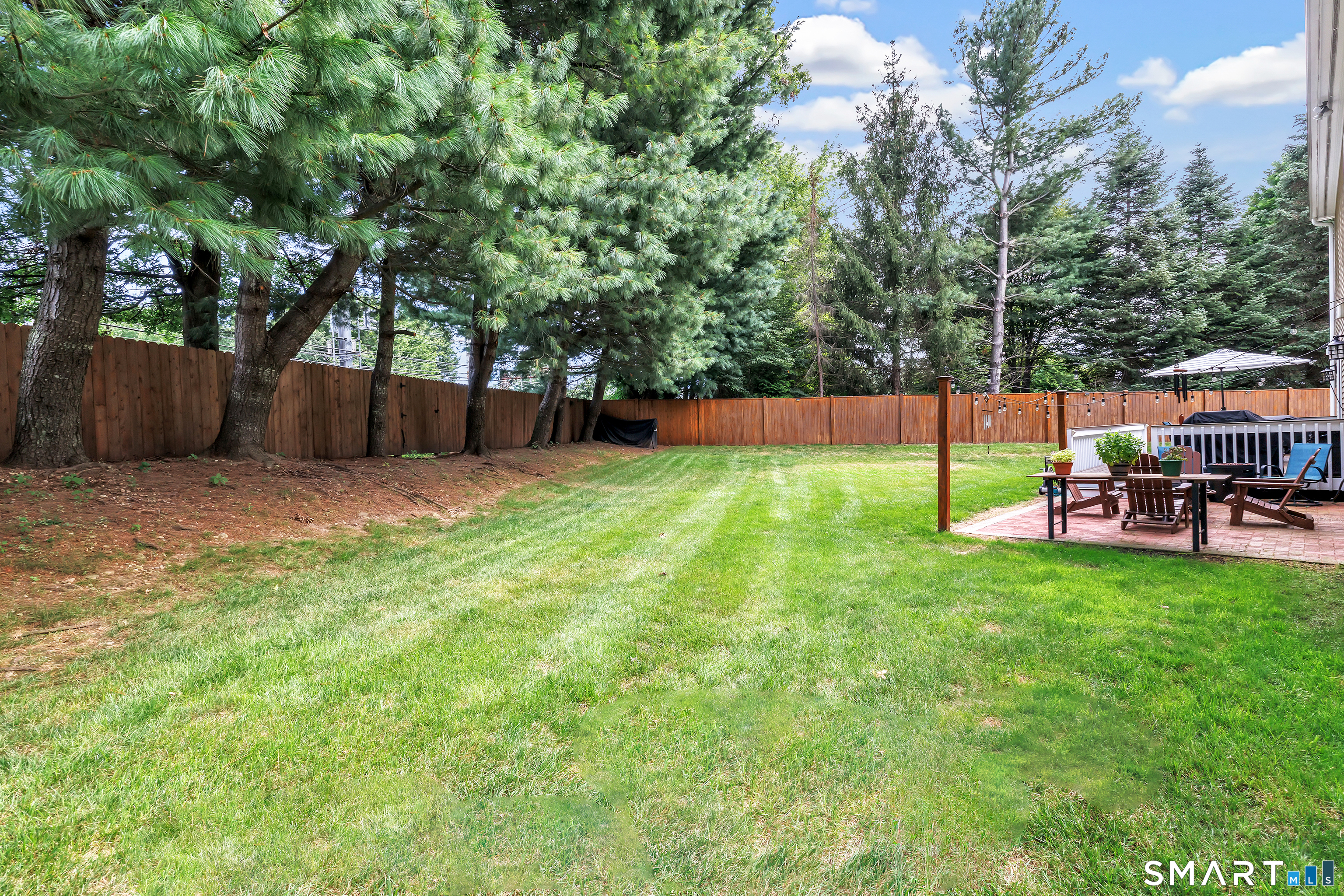 305 South Gate Lane Fairfield CT 06890