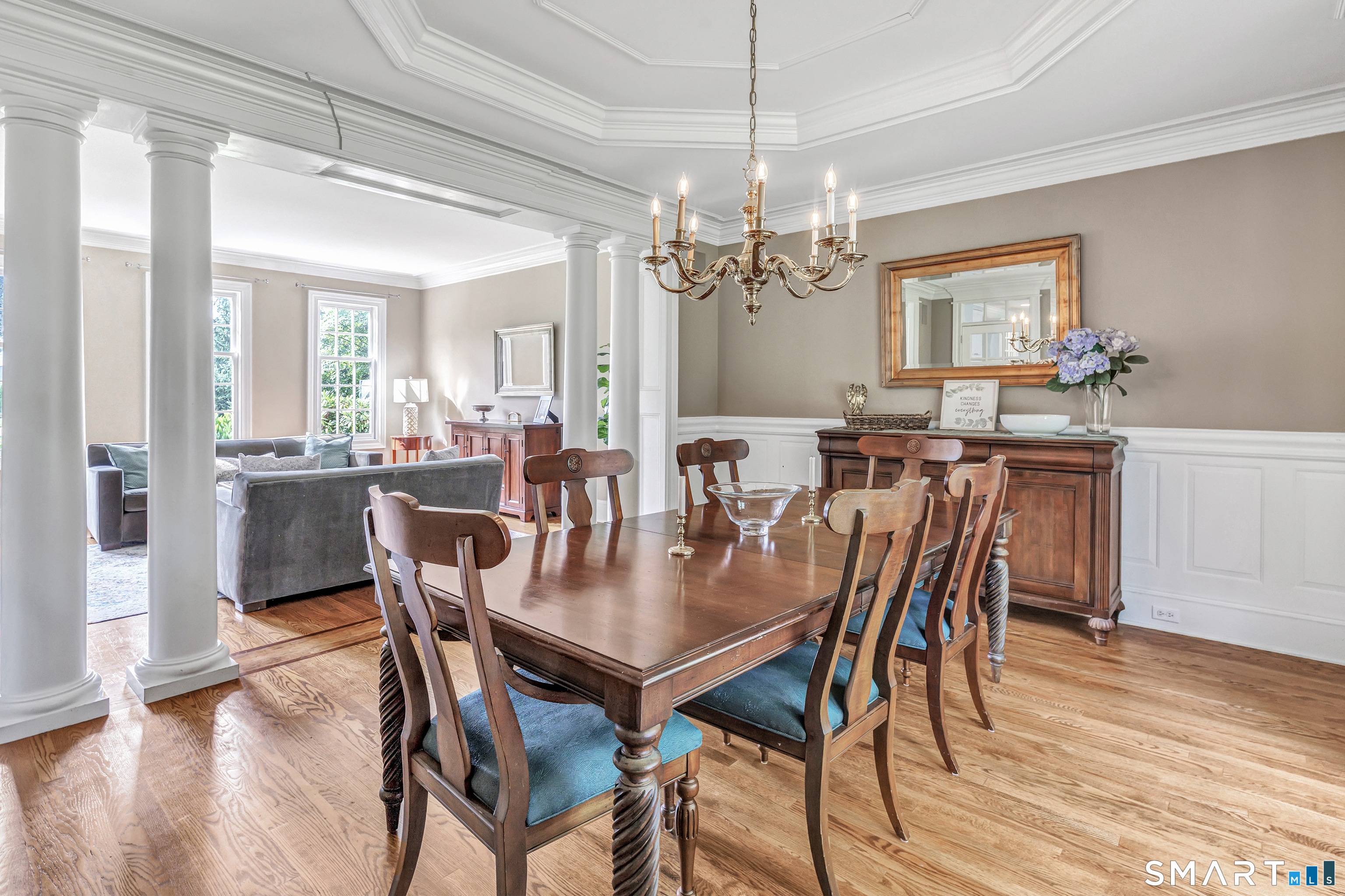 305 South Gate Lane Fairfield CT 06890