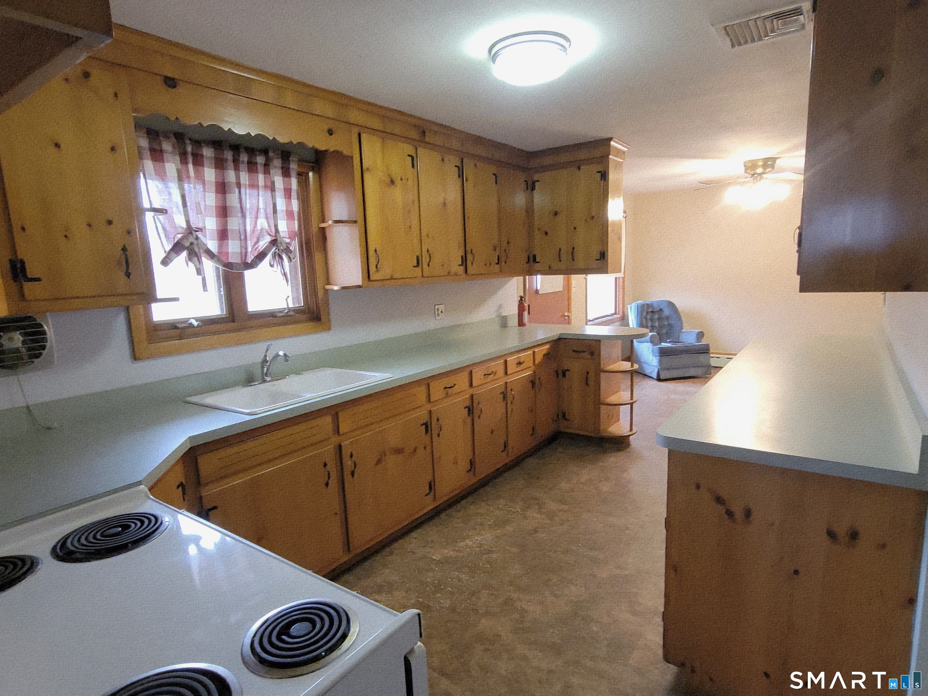 30 Broad Brook Road East Windsor CT 06016