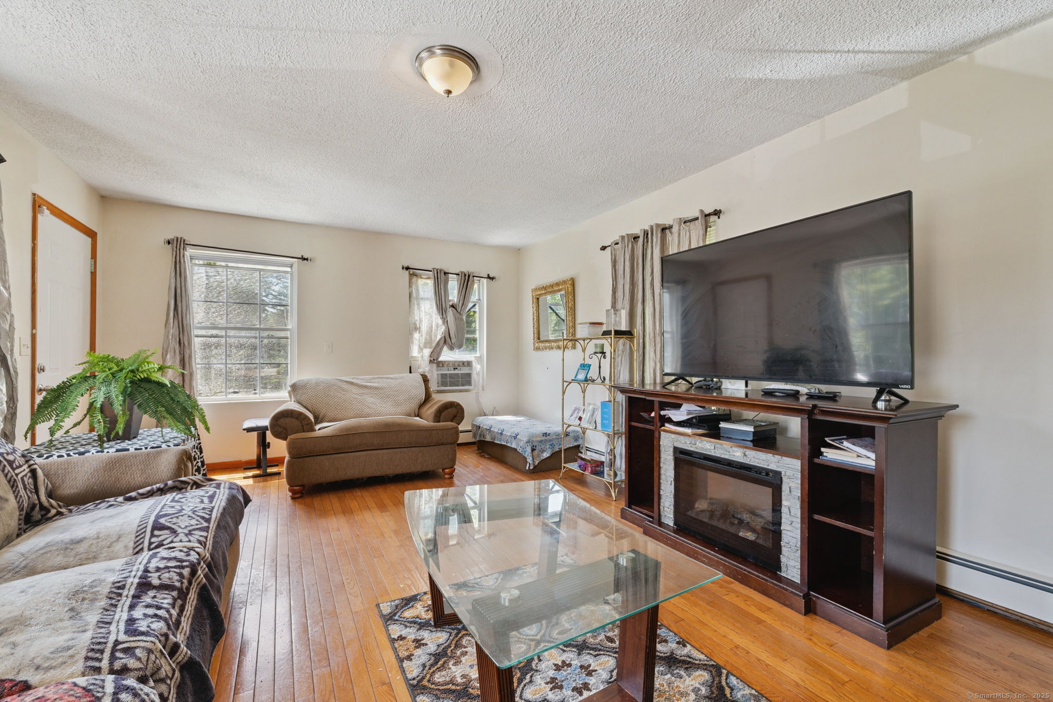 2 Sandra Drive Bloomfield CT 06002