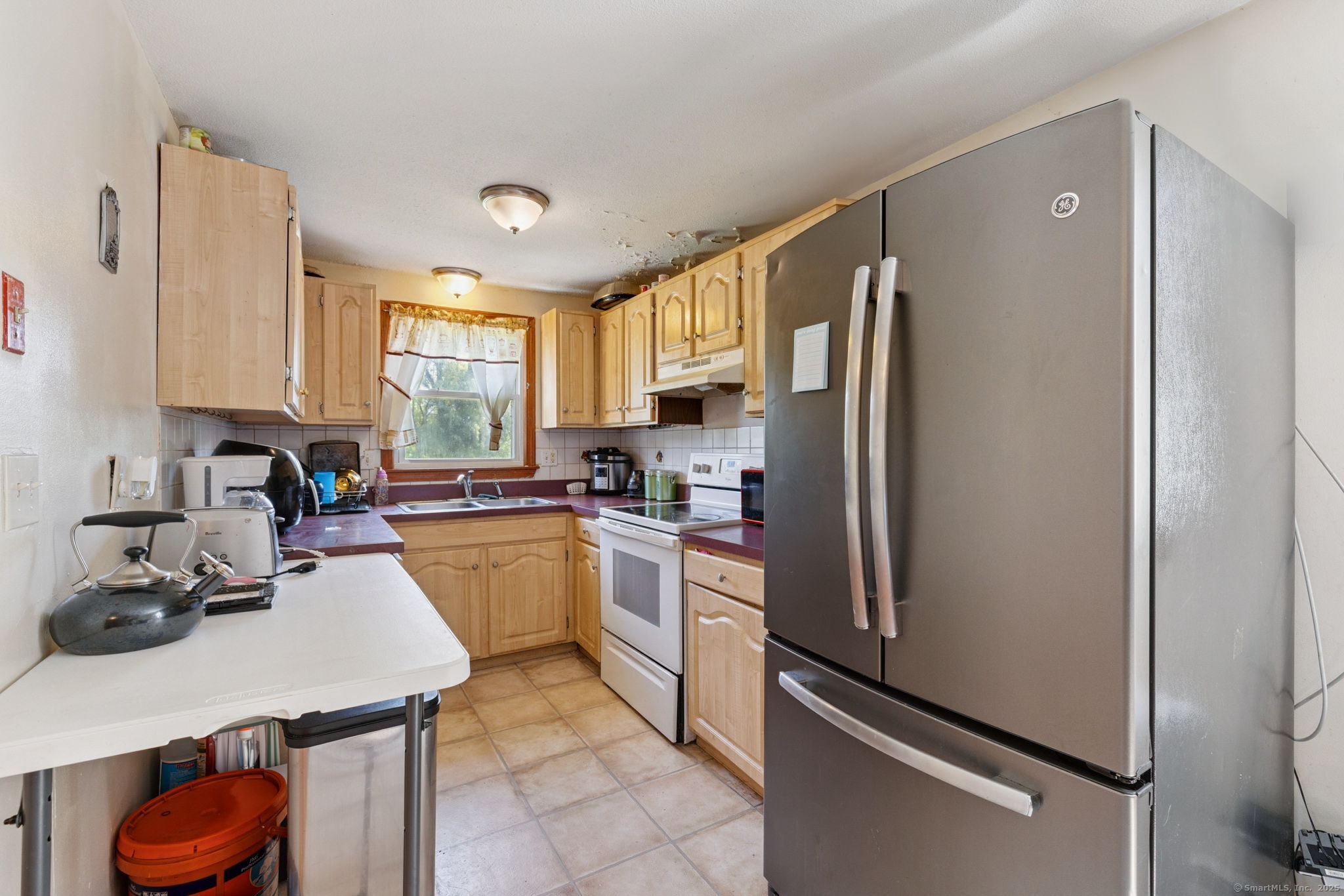 2 Sandra Drive Bloomfield CT 06002