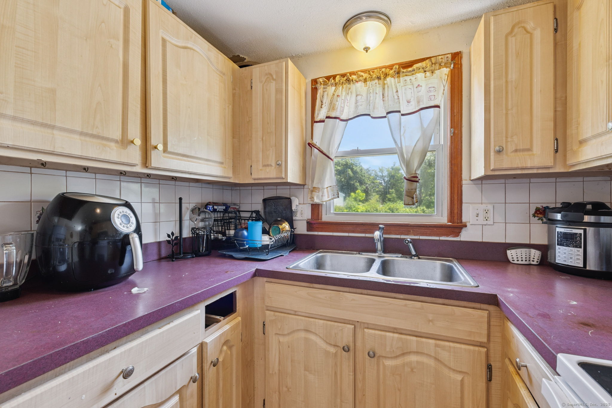 2 Sandra Drive Bloomfield CT 06002