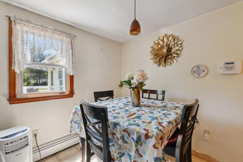 2 Sandra Drive Bloomfield CT 06002