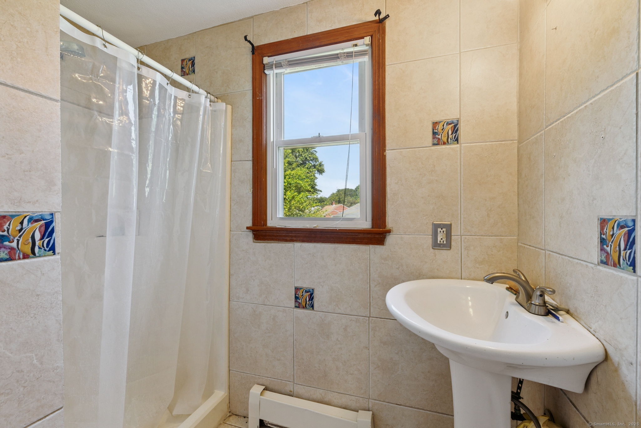 2 Sandra Drive Bloomfield CT 06002