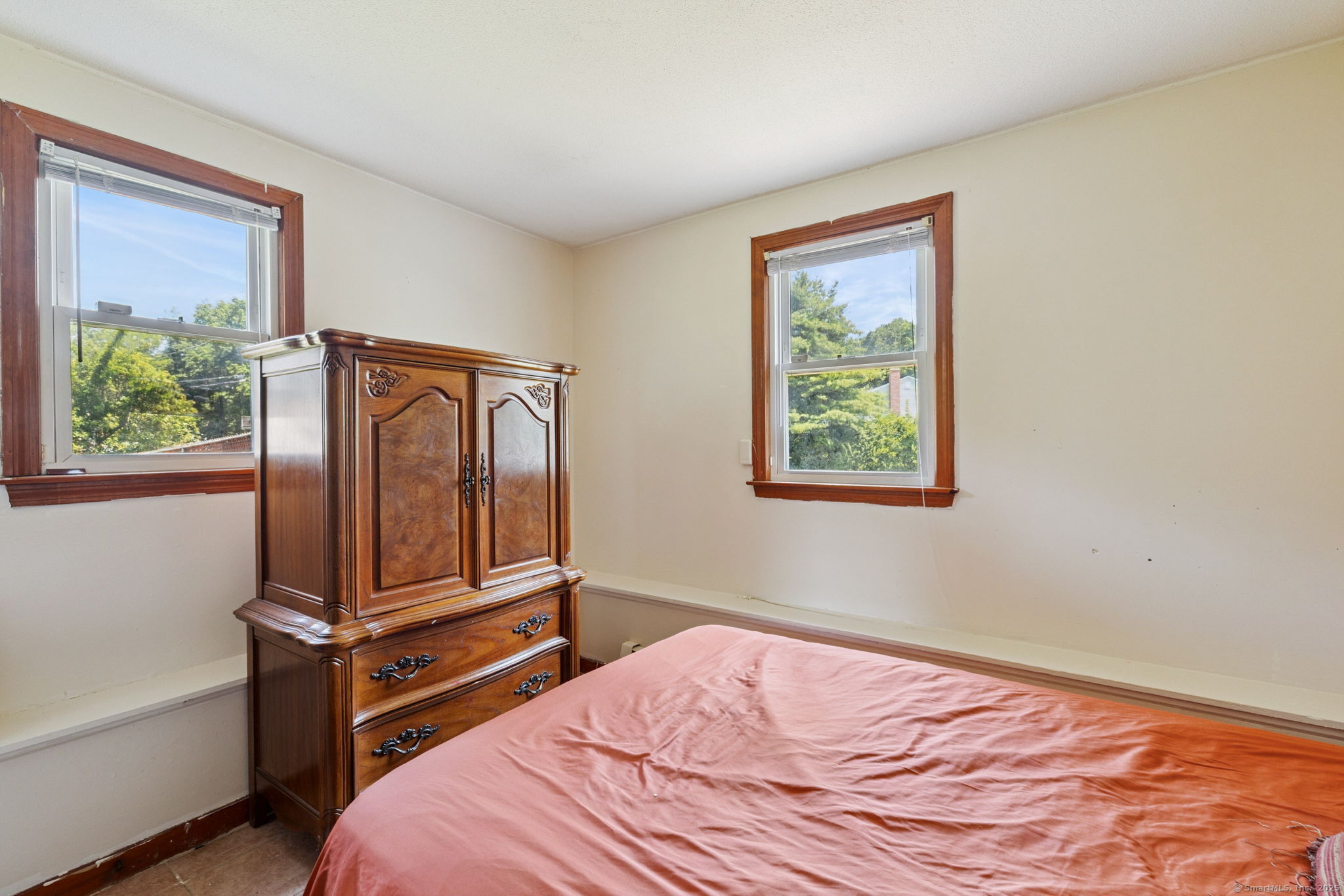 2 Sandra Drive Bloomfield CT 06002