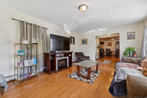 2 Sandra Drive Bloomfield CT 06002