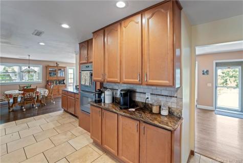 23 Sunset Hill Road Brookfield CT 06804