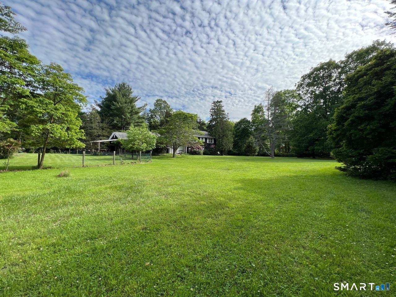 18 Briar Oak Drive Weston CT 06883