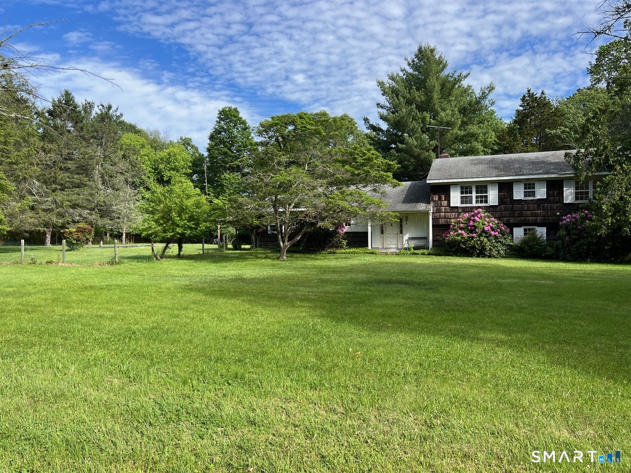 18 Briar Oak Drive Weston CT 06883