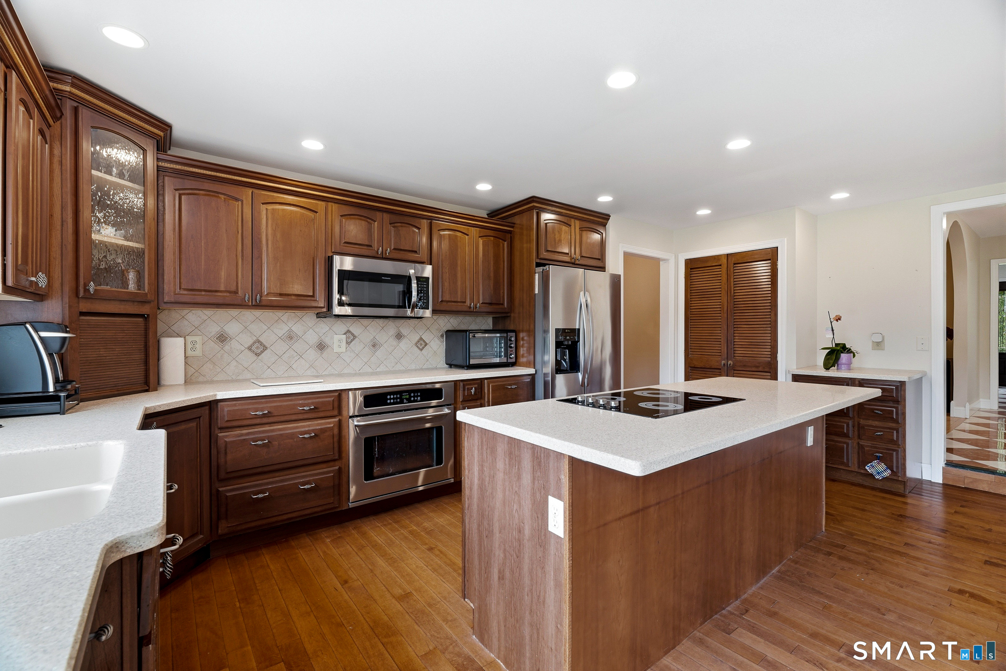4 Lovers Lane East Lyme CT 06333