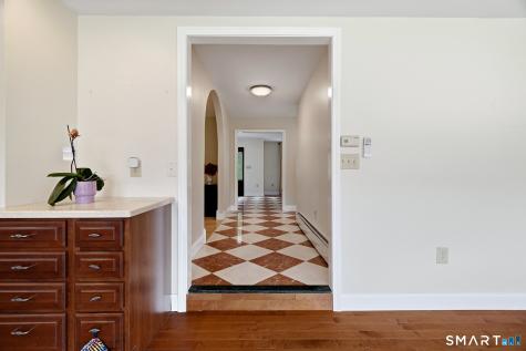 4 Lovers Lane East Lyme CT 06333