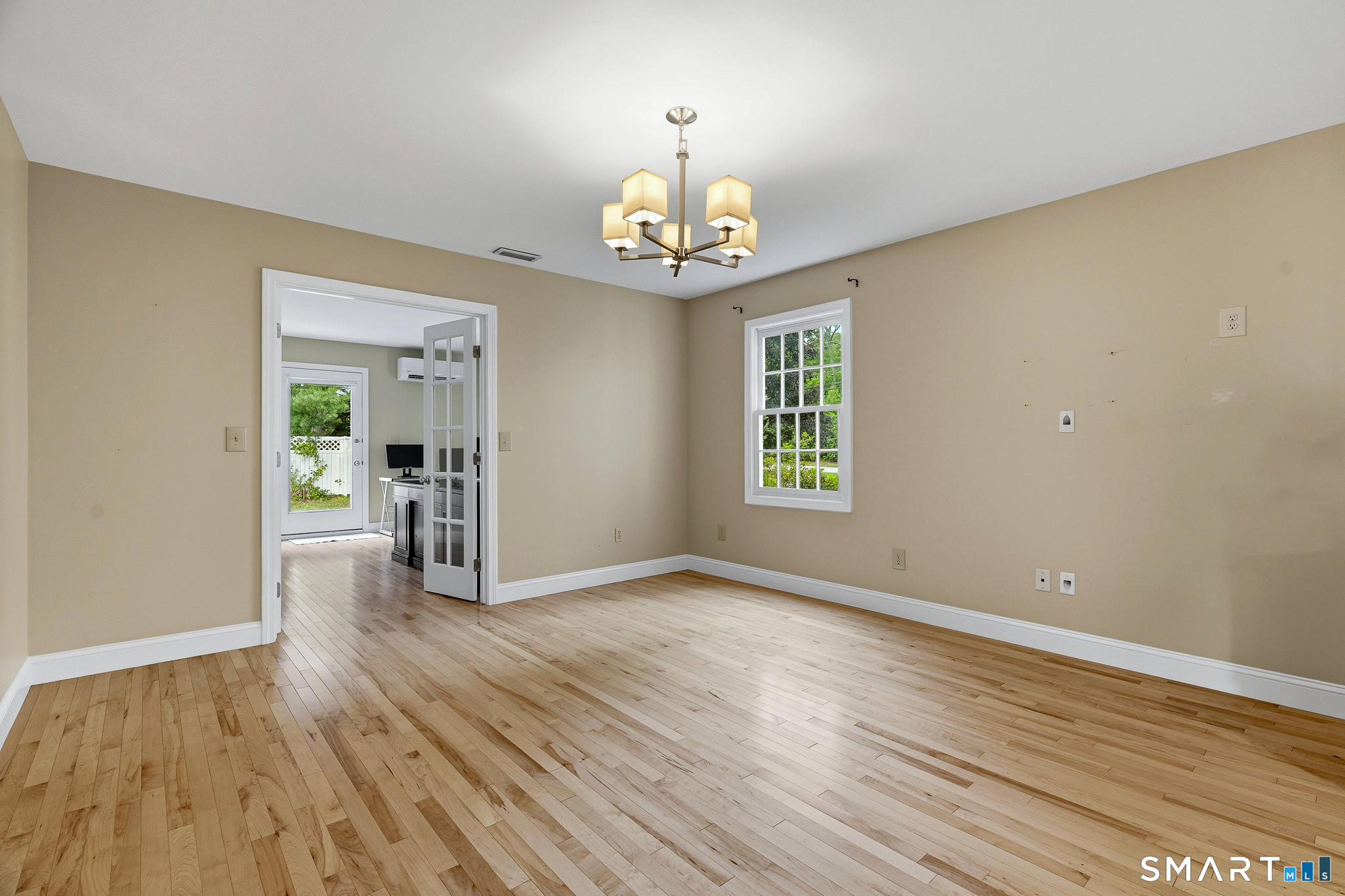 4 Lovers Lane East Lyme CT 06333