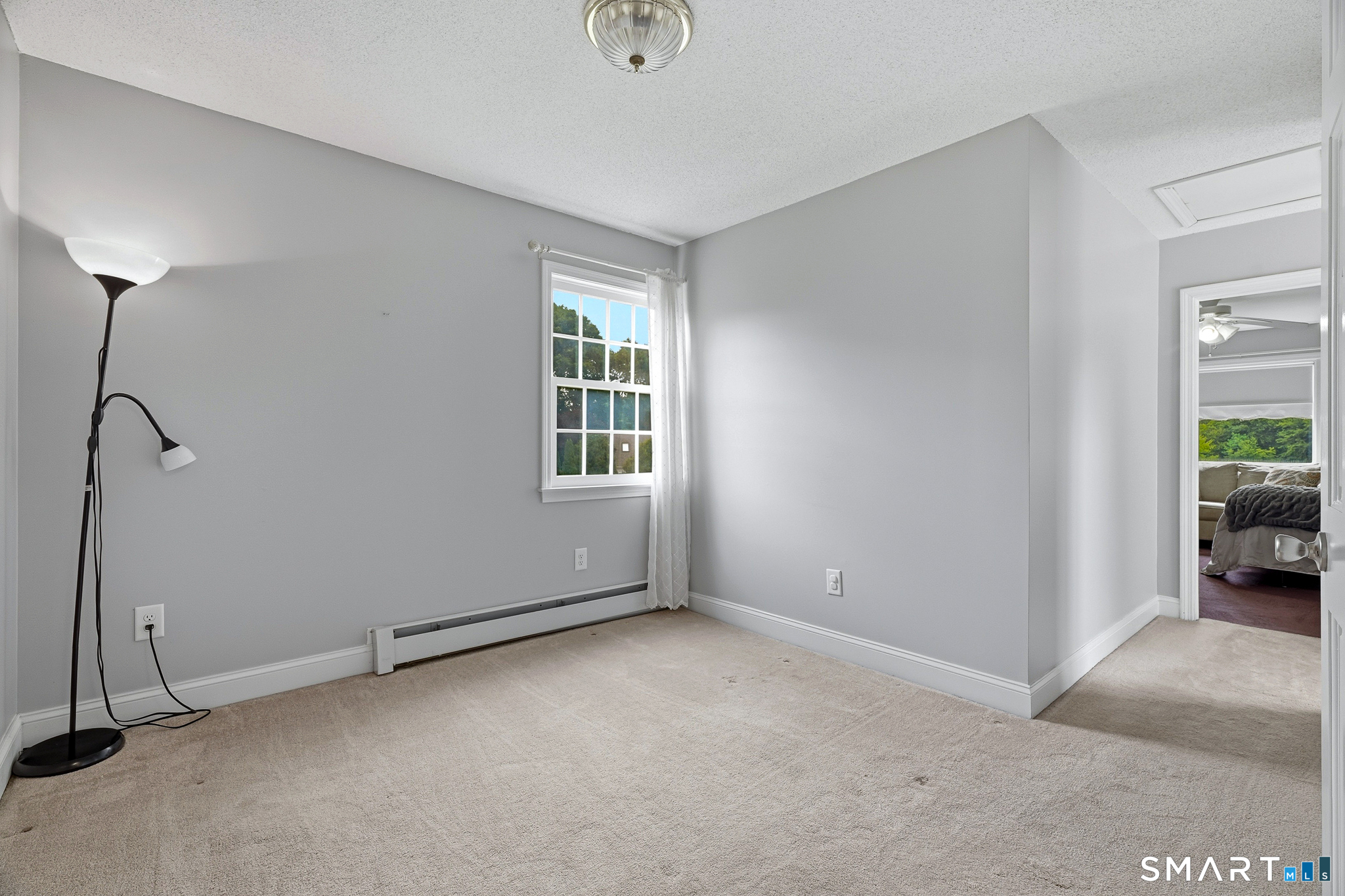 4 Lovers Lane East Lyme CT 06333