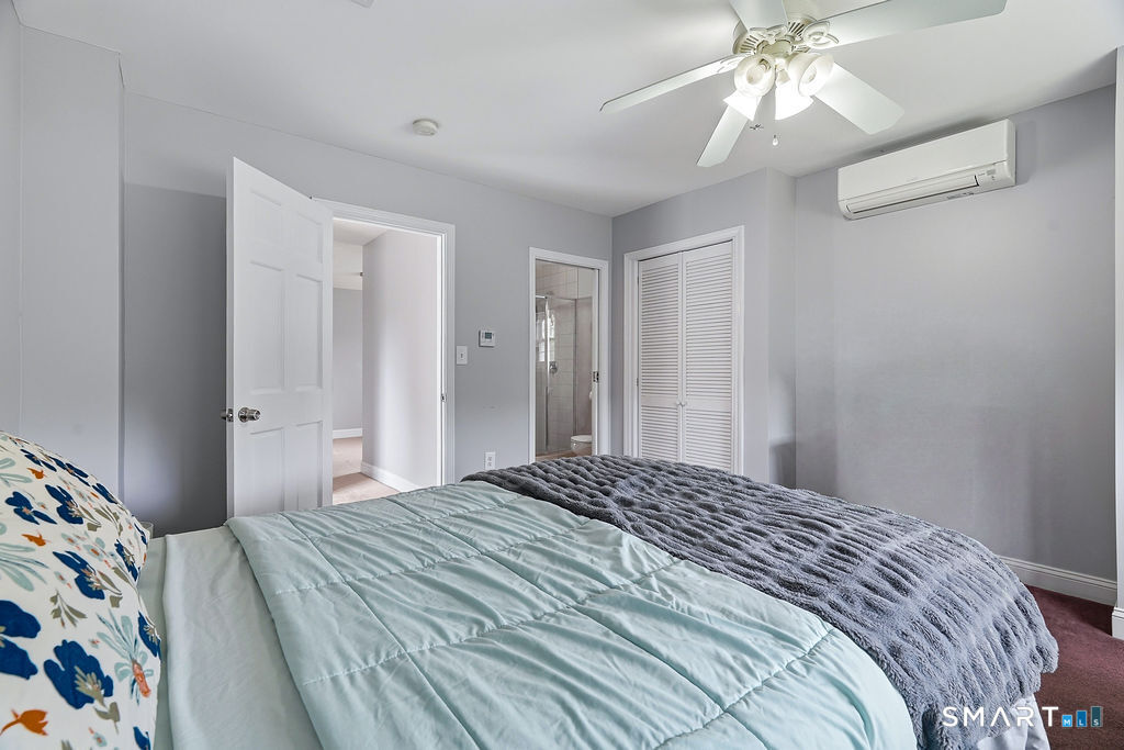 4 Lovers Lane East Lyme CT 06333