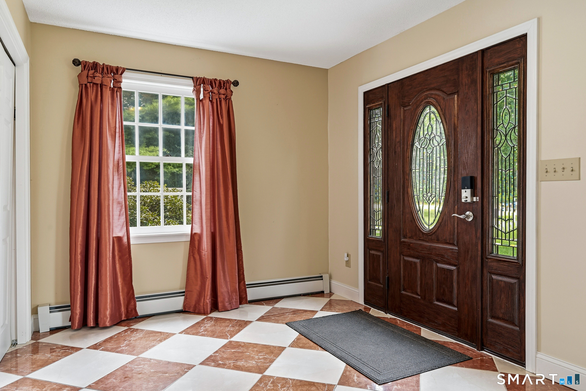 4 Lovers Lane East Lyme CT 06333