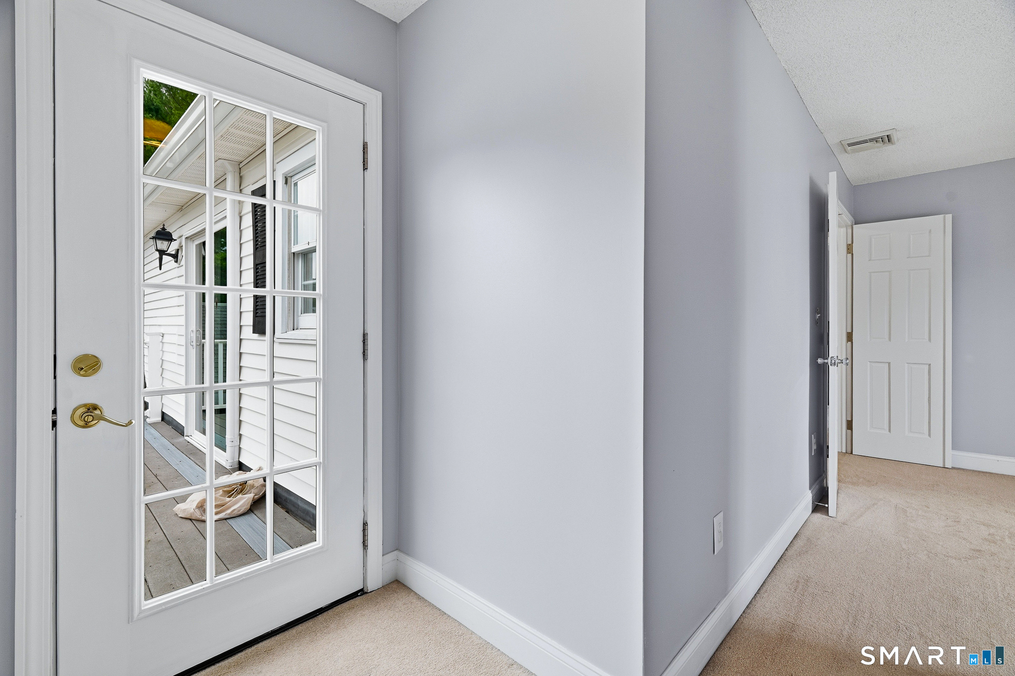 4 Lovers Lane East Lyme CT 06333
