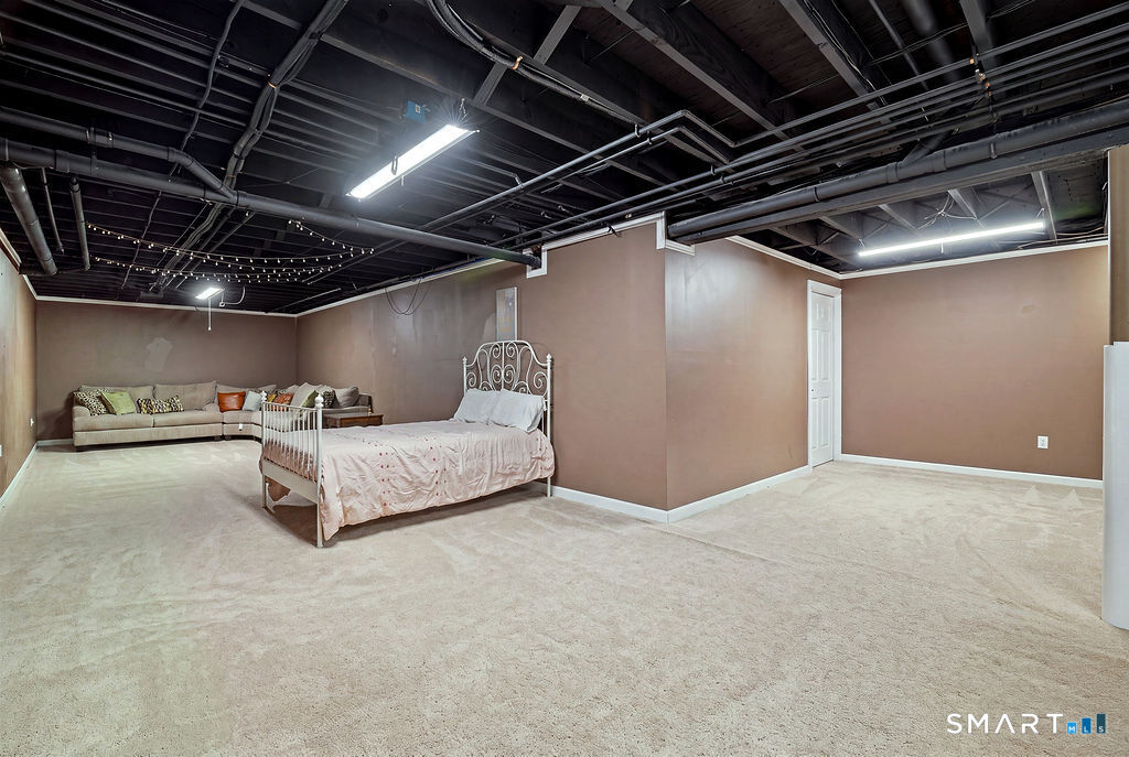 4 Lovers Lane East Lyme CT 06333