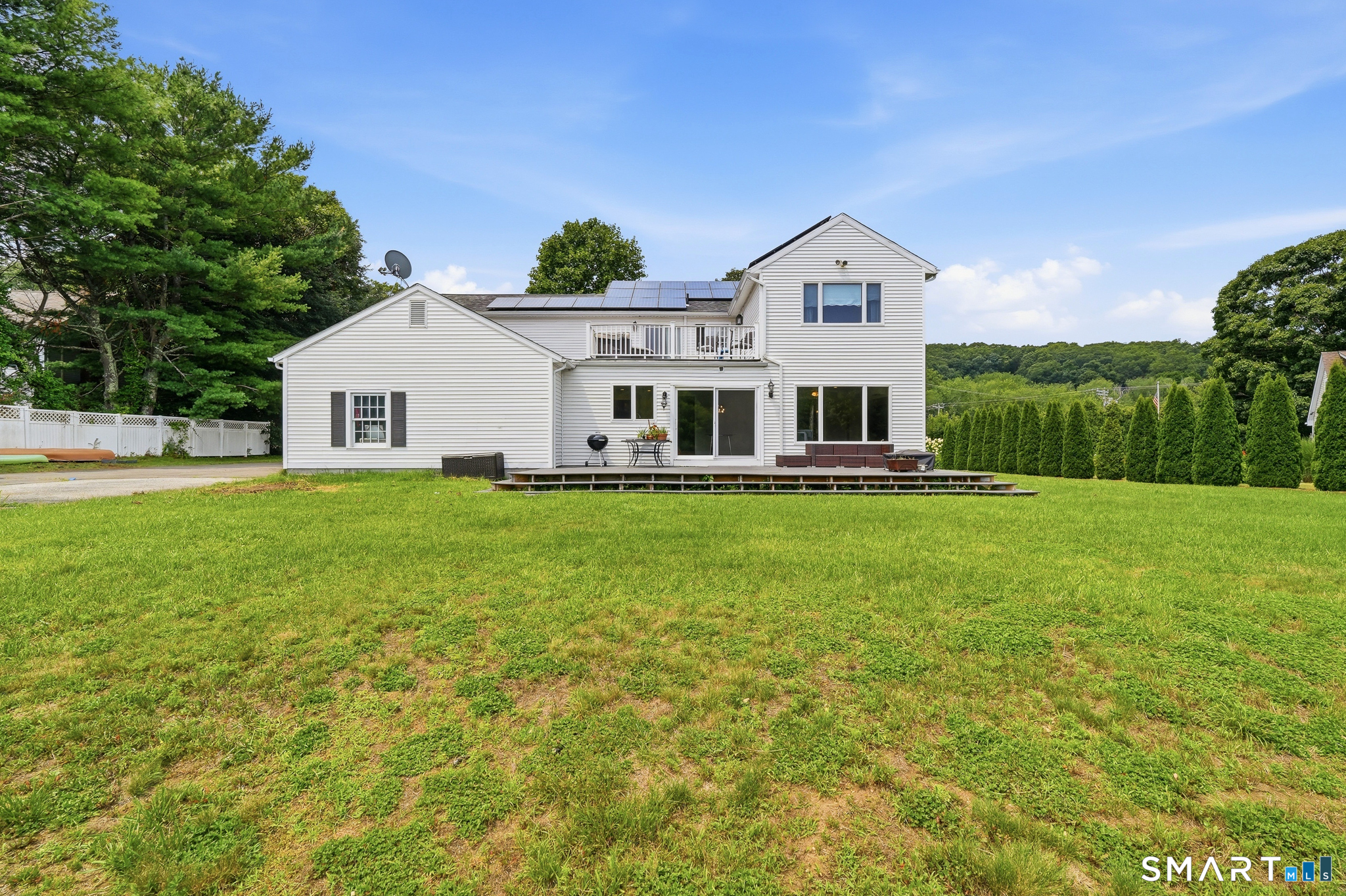 4 Lovers Lane East Lyme CT 06333