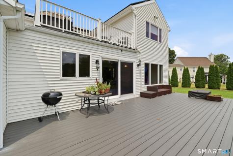 4 Lovers Lane East Lyme CT 06333