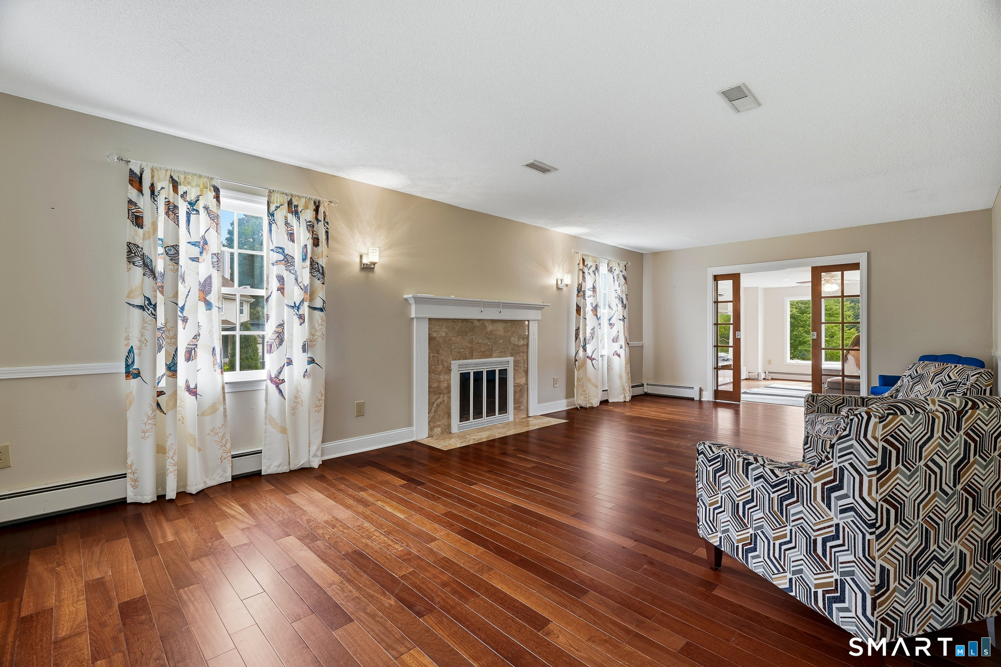 4 Lovers Lane East Lyme CT 06333