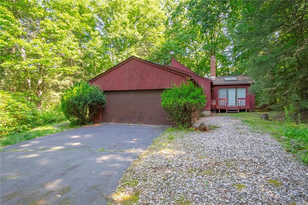 6 Roundhill Road Granby CT 06035