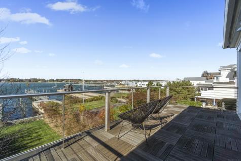 92 Water Street Stonington CT 06378