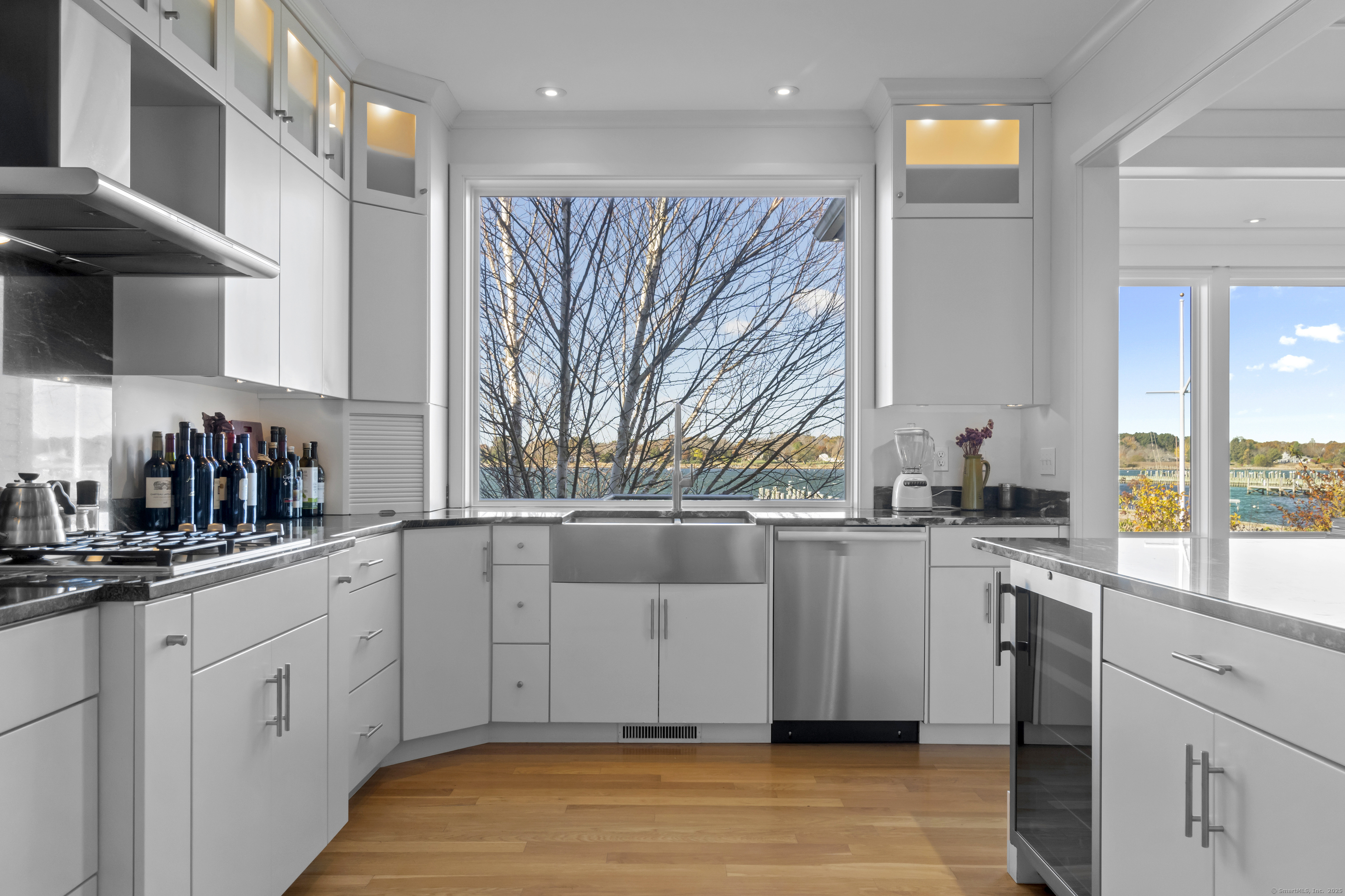 92 Water Street Stonington CT 06378