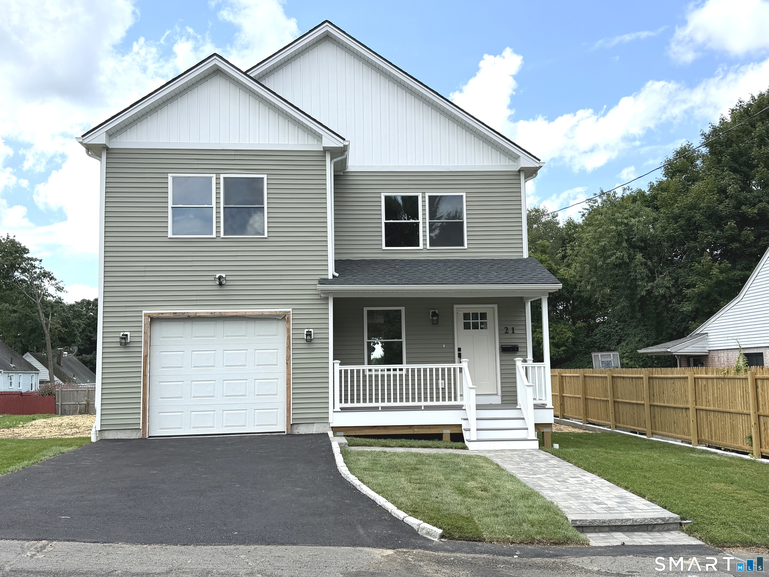 17 Dracut Avenue Waterbury CT 06704