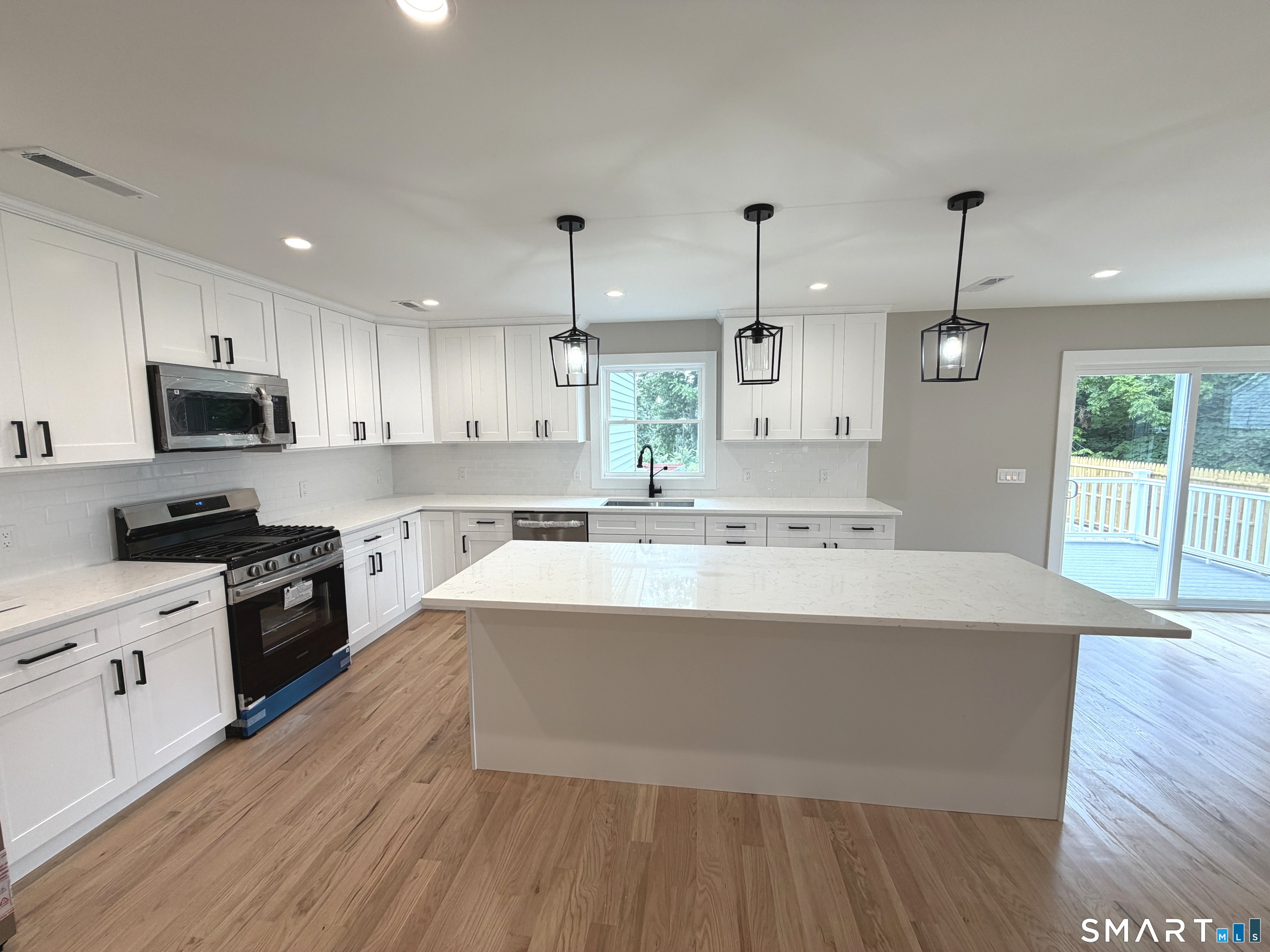 17 Dracut Avenue Waterbury CT 06704