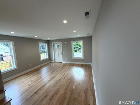 17 Dracut Avenue Waterbury CT 06704