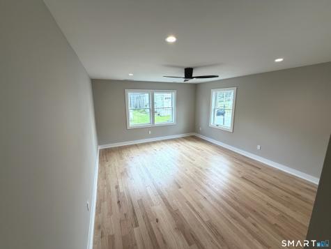 17 Dracut Avenue Waterbury CT 06704