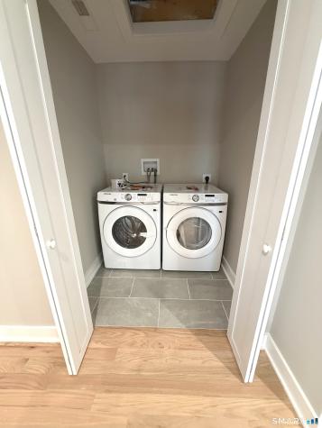 17 Dracut Avenue Waterbury CT 06704