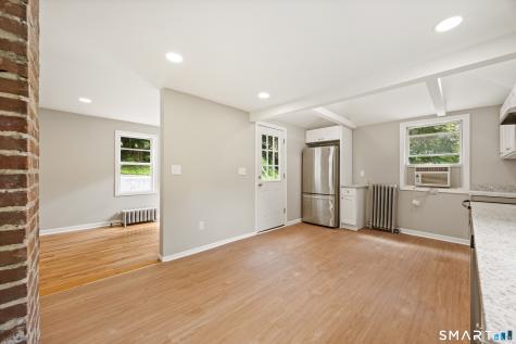 327 Steinmann Avenue Middlebury CT 06762