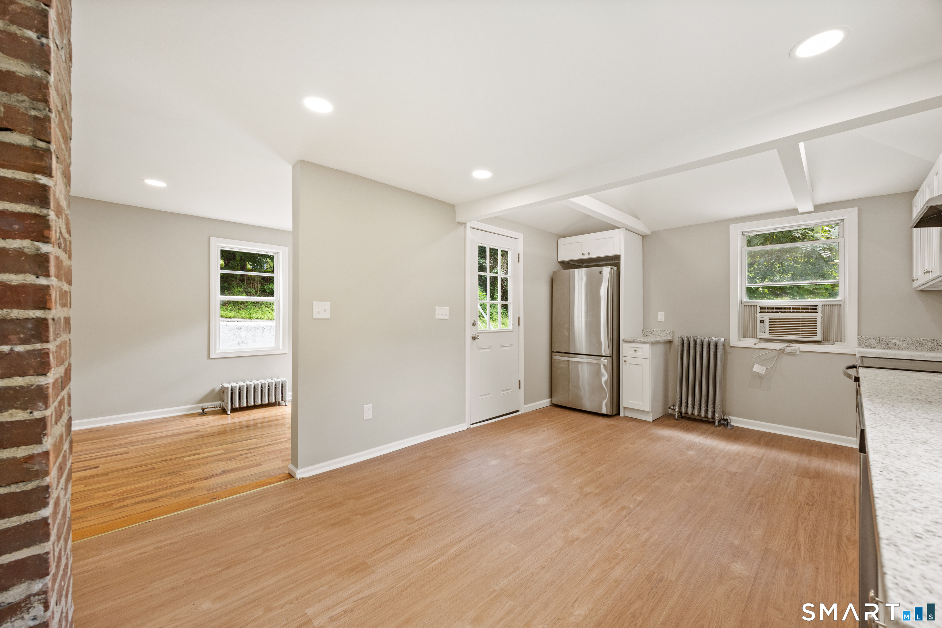 327 Steinmann Avenue Middlebury CT 06762