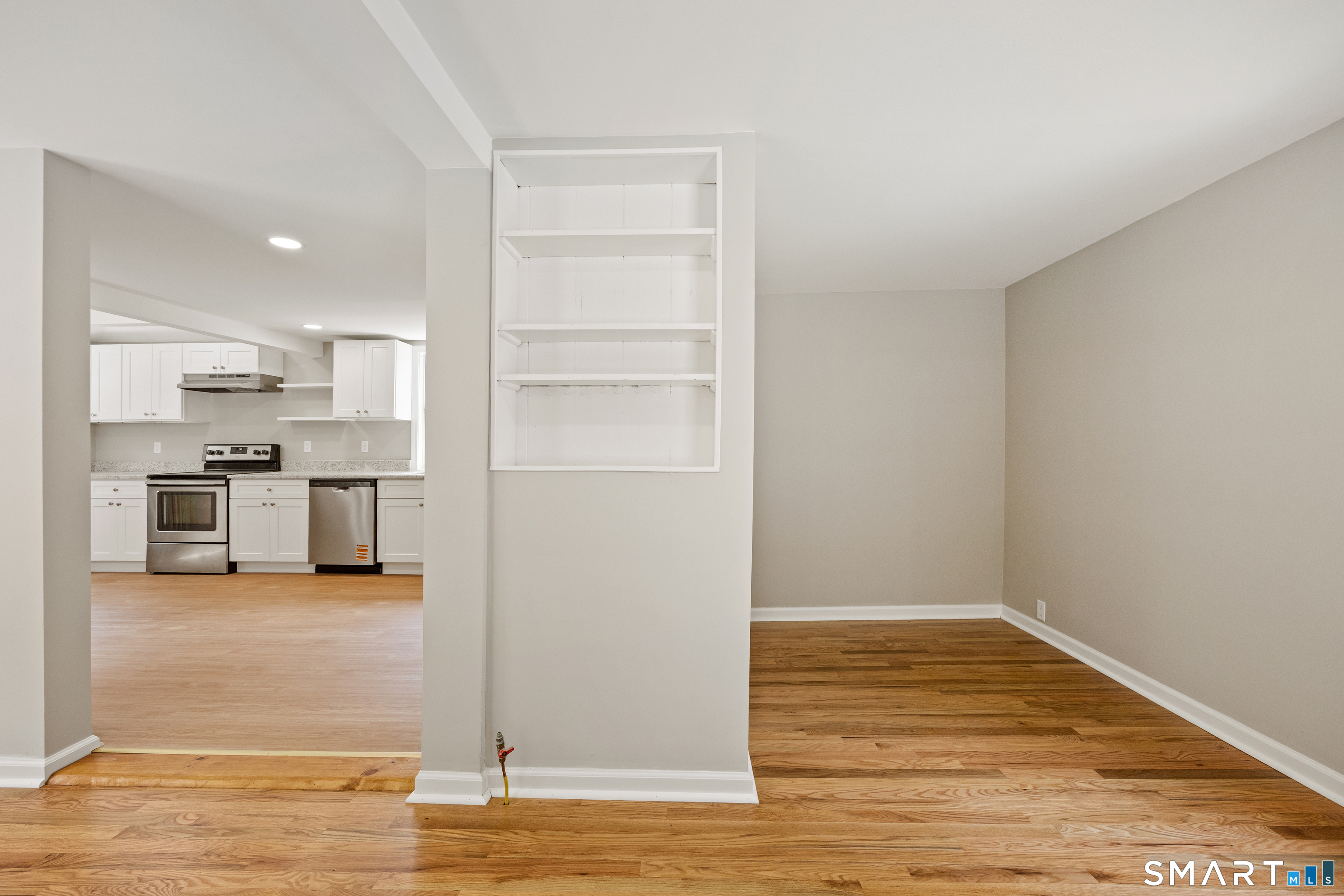 327 Steinmann Avenue Middlebury CT 06762