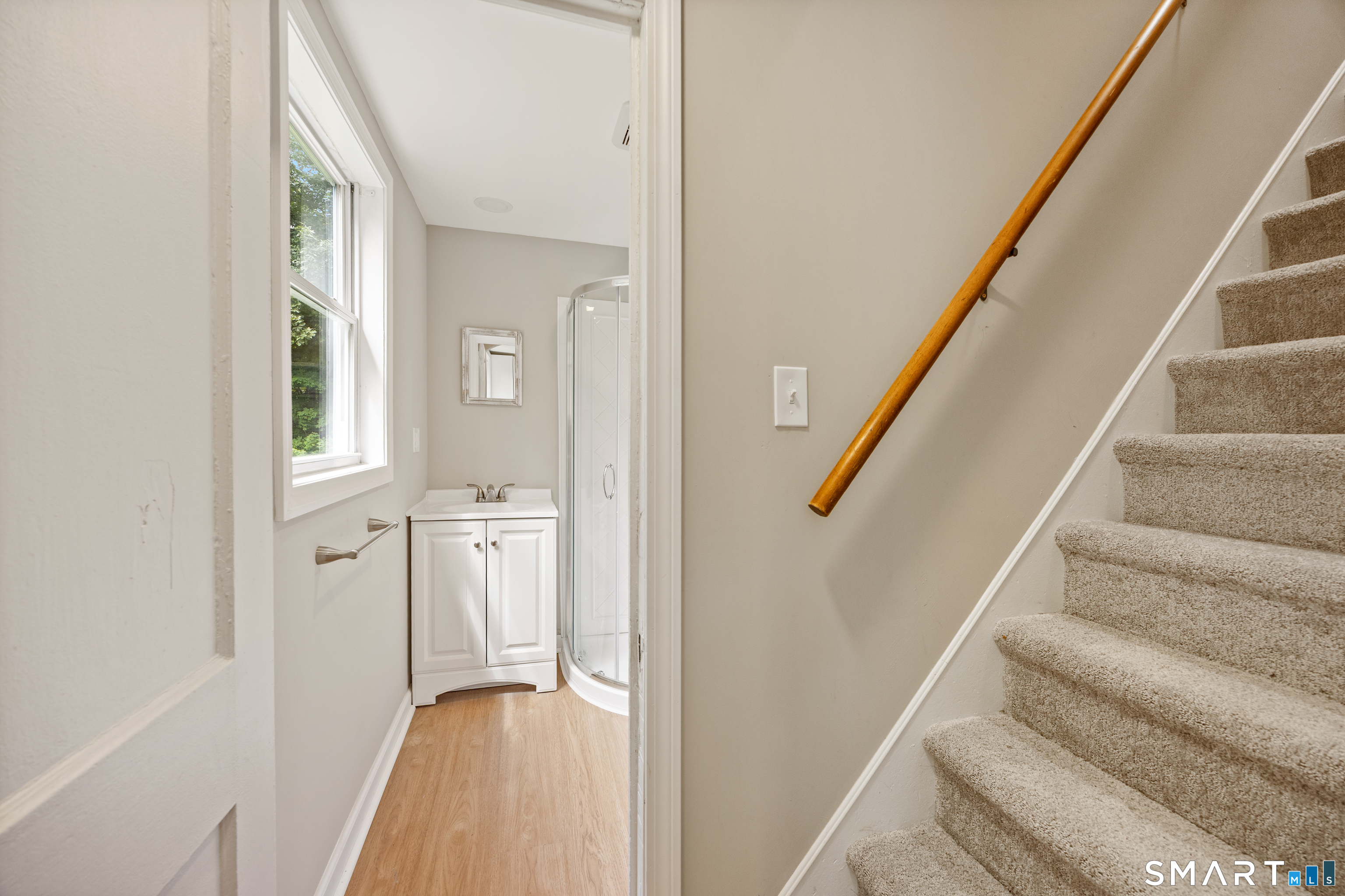 327 Steinmann Avenue Middlebury CT 06762