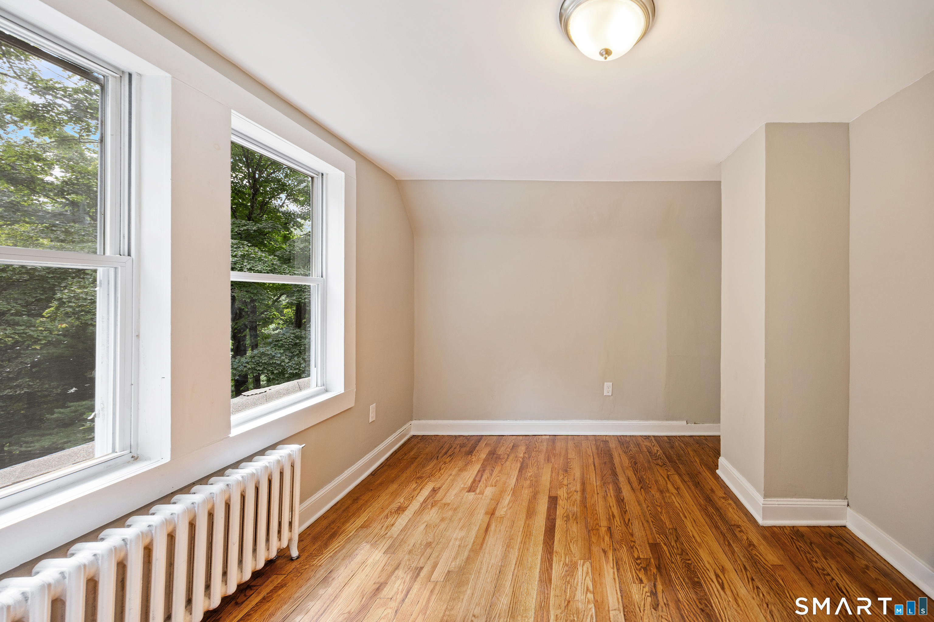 327 Steinmann Avenue Middlebury CT 06762