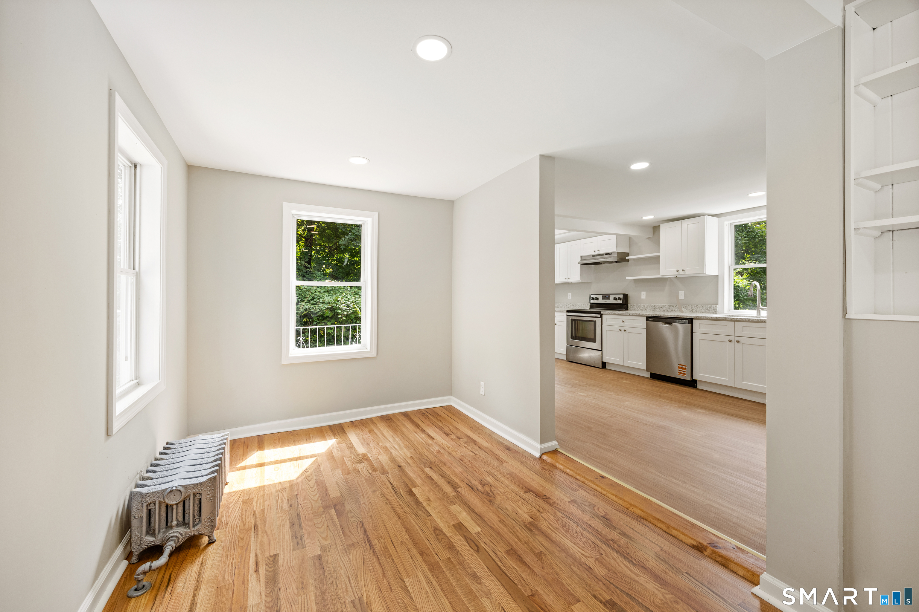327 Steinmann Avenue Middlebury CT 06762