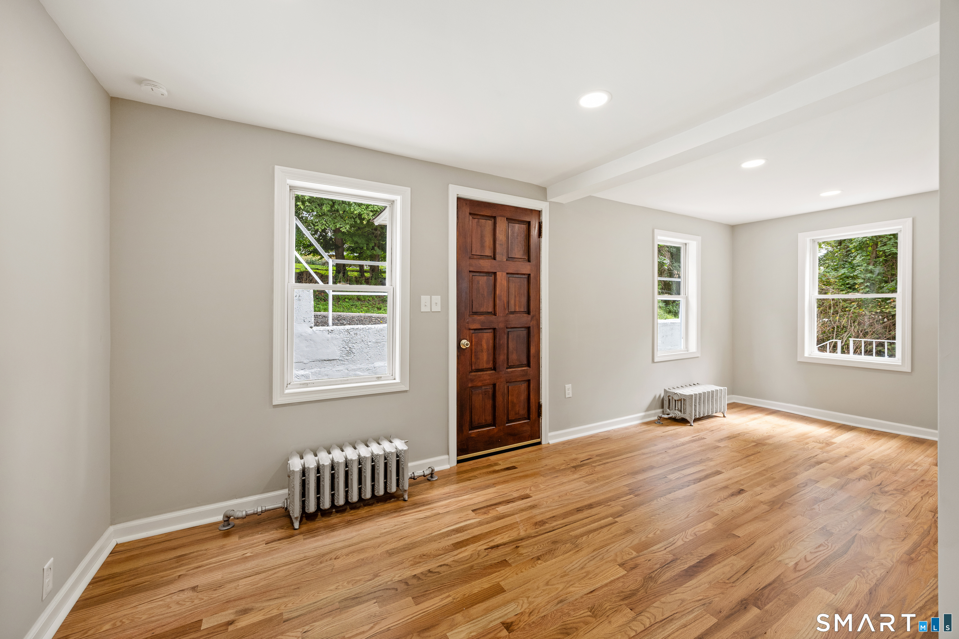 327 Steinmann Avenue Middlebury CT 06762