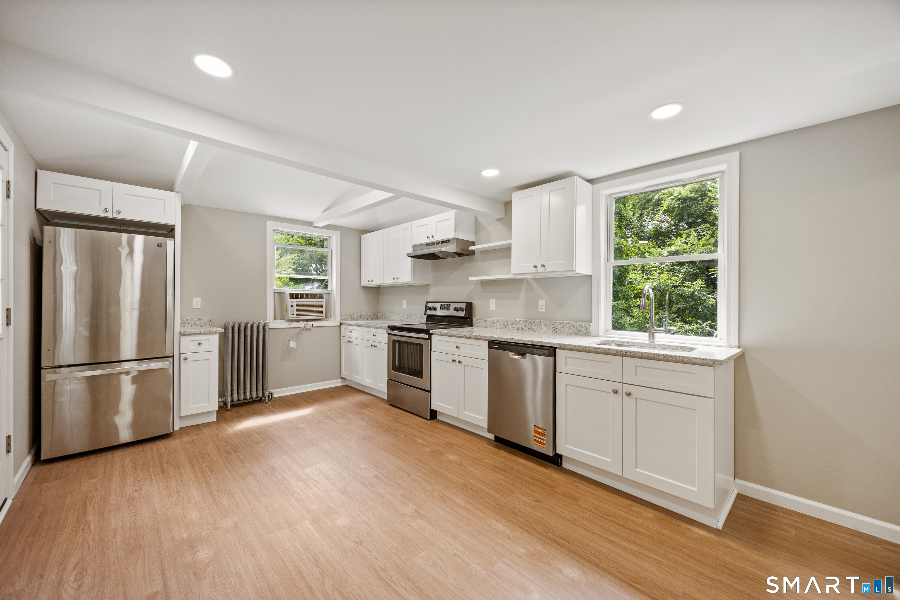 327 Steinmann Avenue Middlebury CT 06762