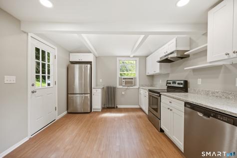 327 Steinmann Avenue Middlebury CT 06762
