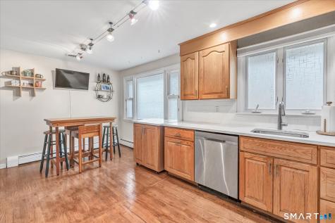 10 Nichols Terrace Stratford CT 06614