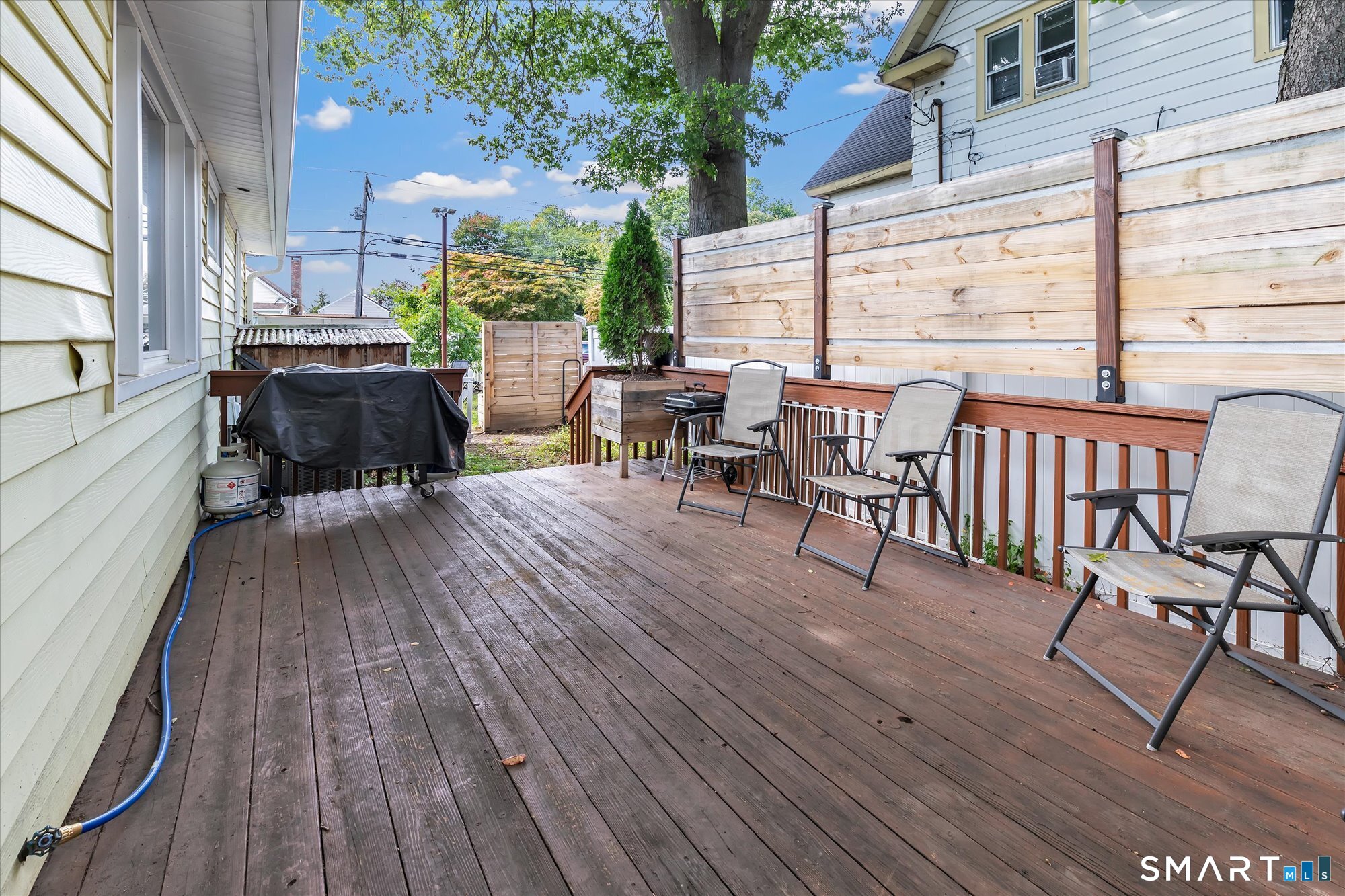 10 Nichols Terrace Stratford CT 06614
